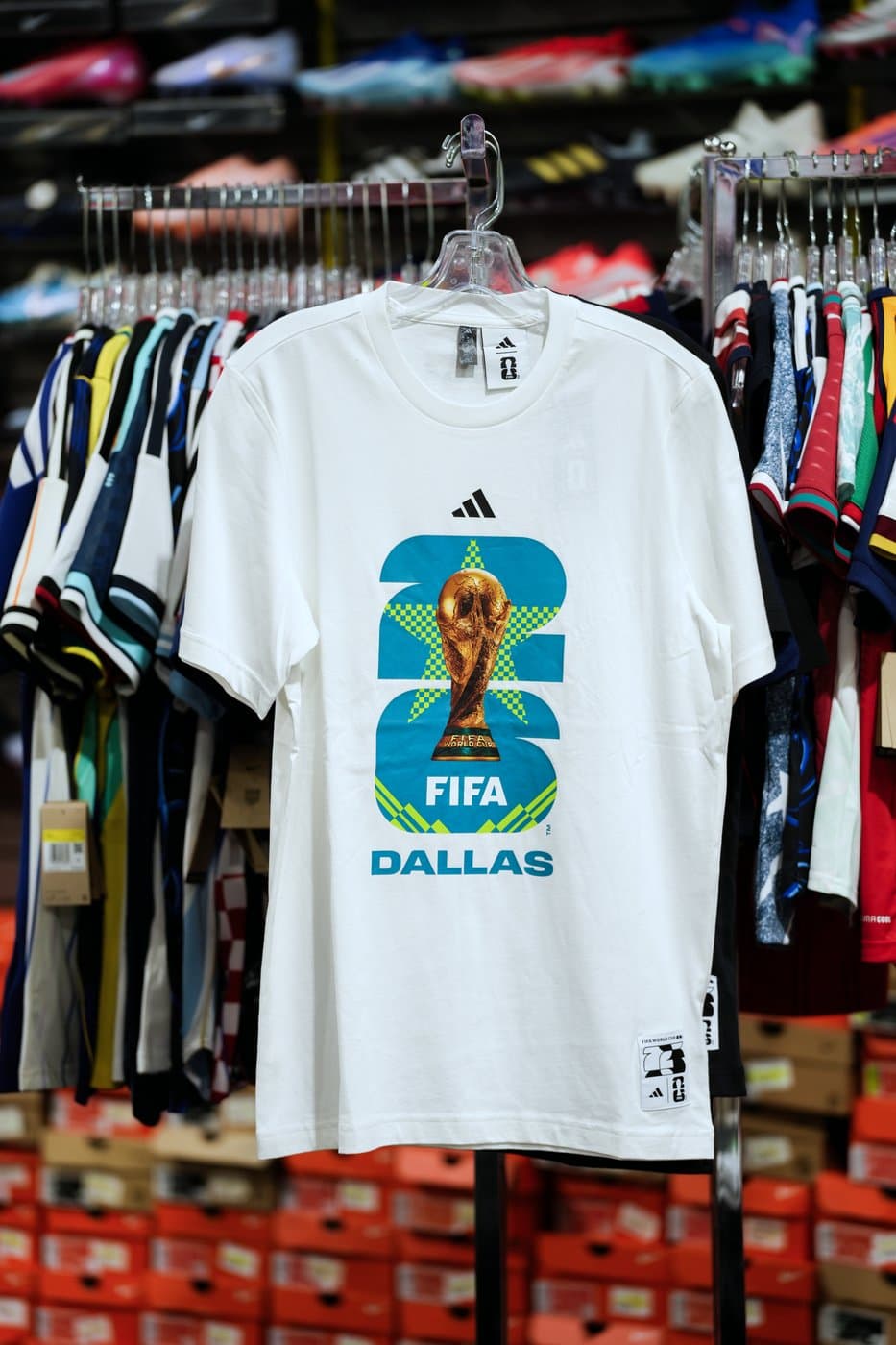 adidas × FIFA Dallas Trophy · White (Alt)