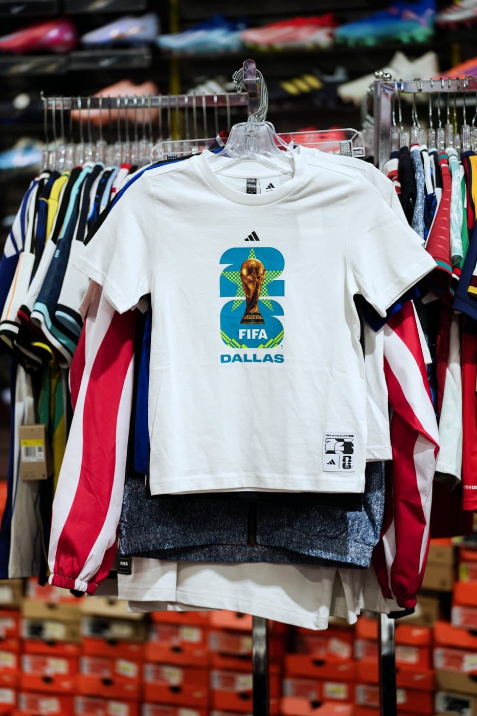adidas × FIFA Dallas Trophy · White